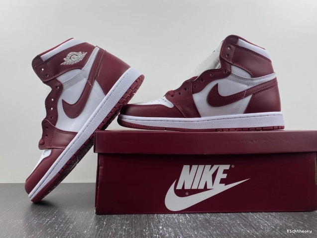Kicktheory Jordan OG Air High Red DZ5485-160 1 Team 0807